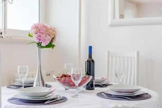 Apart Daire (Two Bedroom Apartment with Balcony)