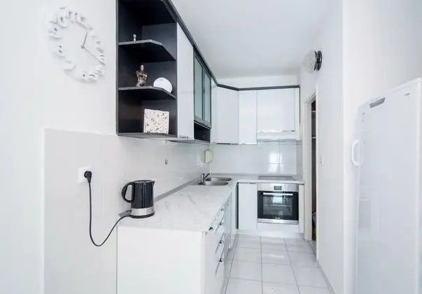 Apart Daire (Two Bedroom Apartment with Balcony)