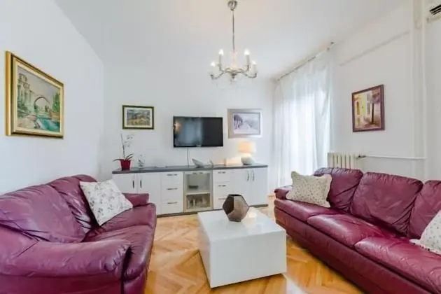 Apart Daire (Two Bedroom Apartment with Balcony)