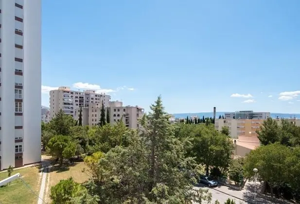 Apart Daire (Two Bedroom Apartment with Balcony)