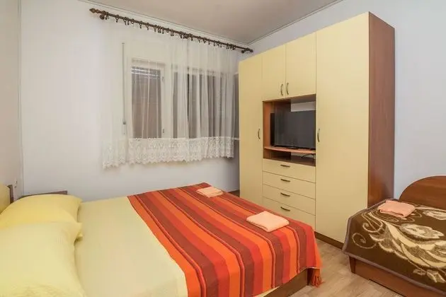 Family Apart Daire, 1 Çift Kişilik Yatak ve Çekyat, Bahçeli (Apartment Basic 2)