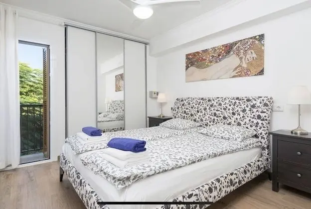 Superior Apart Daire, 2 Yatak Odası, Göl Manzaralı