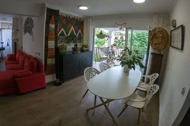 Superior Apart Daire, 2 Yatak Odası, Göl Manzaralı