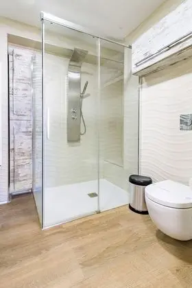 Superior Apart Daire, 2 Yatak Odası, Göl Manzaralı