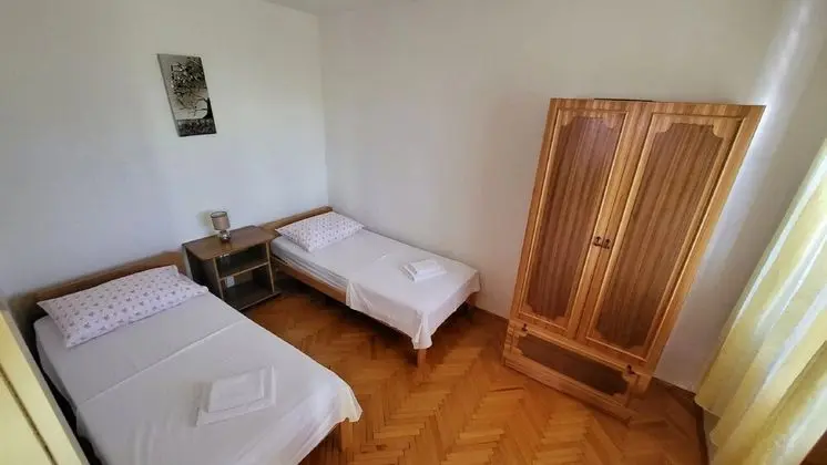 Apart Daire (Two-Bedroom Apartment with Sea View)