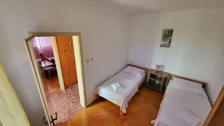 Apart Daire (Two-Bedroom Apartment with Sea View)