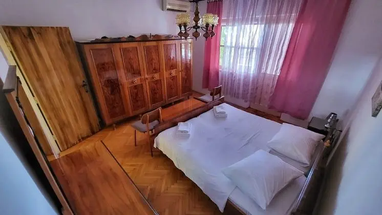 Apart Daire (Two-Bedroom Apartment with Sea View)