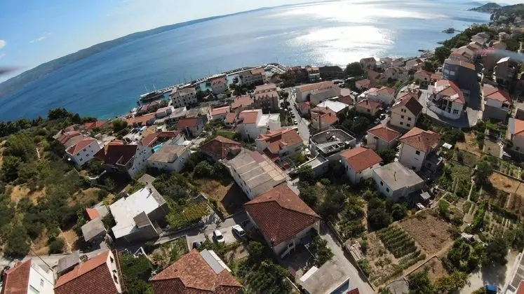 Apart Daire (Two-Bedroom Apartment with Sea View)