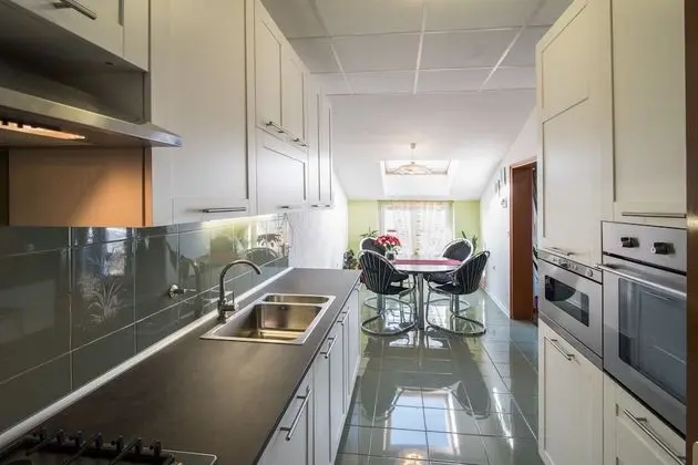 Panoramic Apart Daire, Deniz Manzaralı