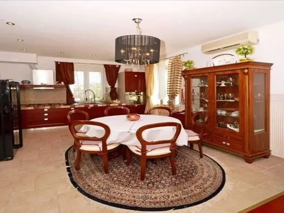 Apart Daire (Three bedroom apartment with Sea view)