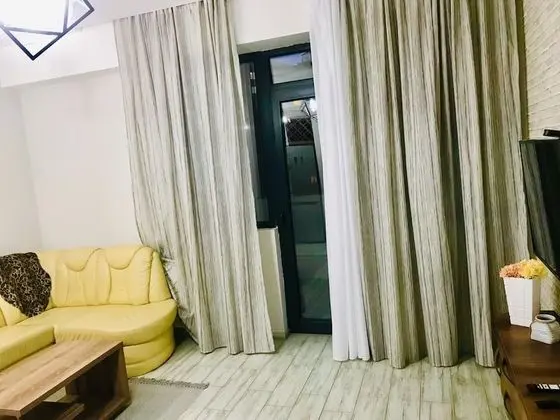 Standard Apart Daire (1 Berbuki Street 6, Saburtalo)