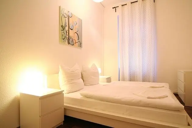Apart Daire, 6 Yatak Odası