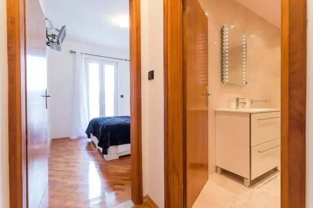 Apart Daire (Three Bedroom Apartment with Terrace,)