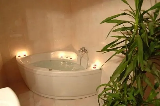 Apart Daire (Three Bedroom Apartment with Terrace,)