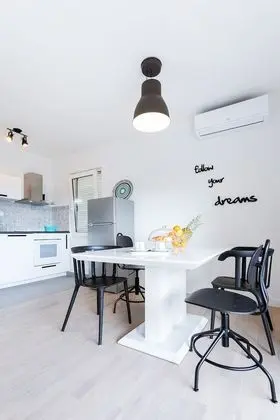 Apart Daire (Comfort Two Bedroom Apartment with Ba)