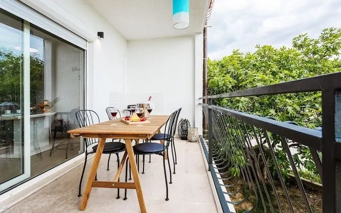 Apart Daire (Comfort Two Bedroom Apartment with Ba)