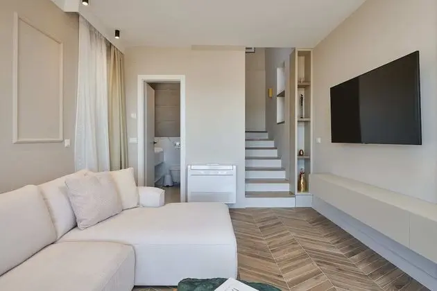 Apart Daire (Two Bedroom Apartment with Terrace)