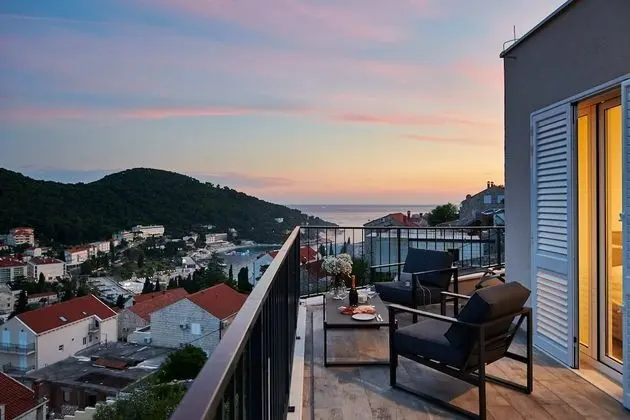 Apart Daire (Two Bedroom Apartment with Terrace)