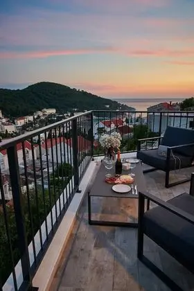 Apart Daire (Two Bedroom Apartment with Terrace)