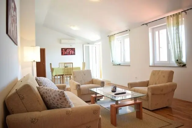 Apart Daire, Deniz Manzaralı (1)