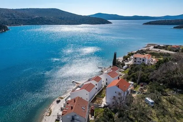 Apart Daire (Three Bedroom Apartment with Balcony )