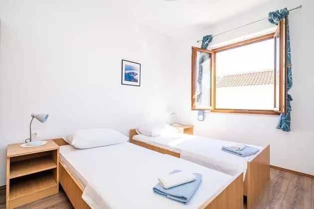 Apart Daire (Three Bedroom Apartment with Balcony )