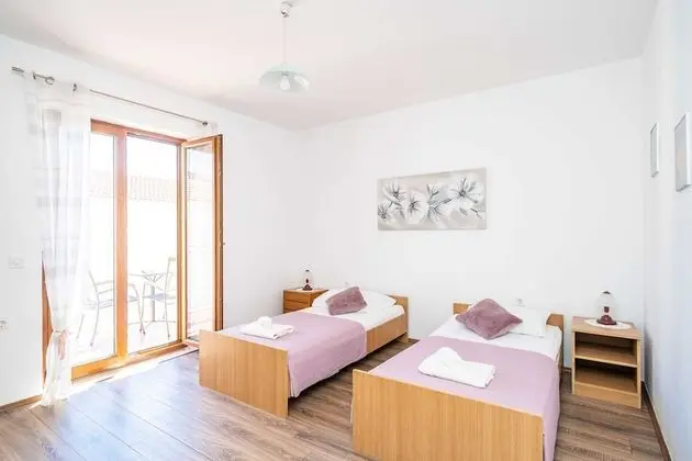 Apart Daire (Three Bedroom Apartment with Balcony )