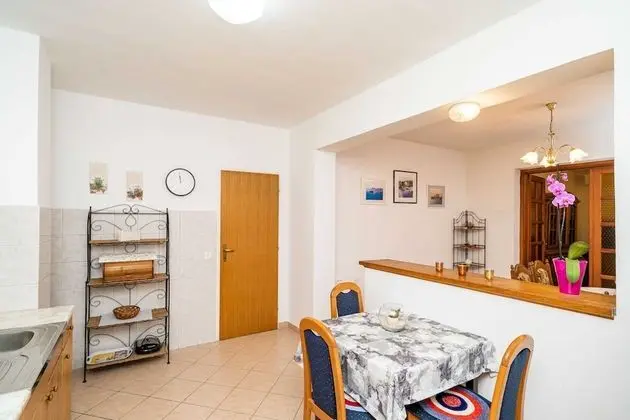 Apart Daire (Three Bedroom Apartment with Balcony )