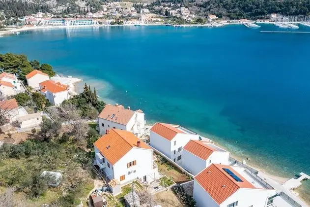 Apart Daire (Three Bedroom Apartment with Balcony )