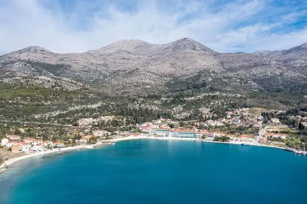 Apart Daire (Three Bedroom Apartment with Balcony )