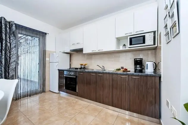 Apart Daire, 2 Yatak Odası, Sigara İçilmez, Balkon