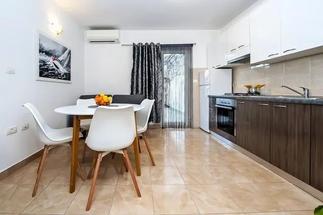 Apart Daire, 2 Yatak Odası, Sigara İçilmez, Balkon