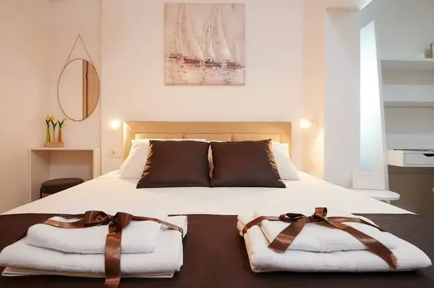 Apart Daire (Two Bedroom Apartment with Terrace an)