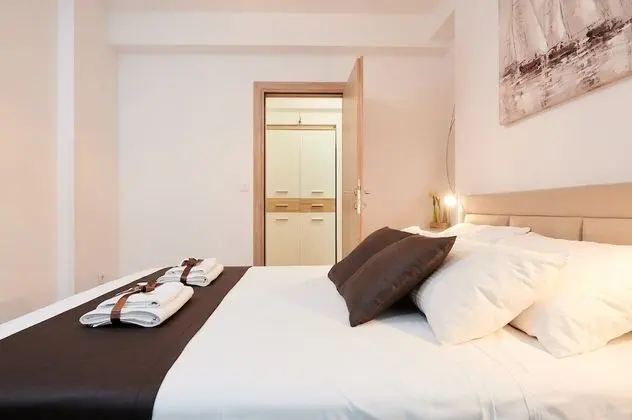 Apart Daire (Two Bedroom Apartment with Terrace an)