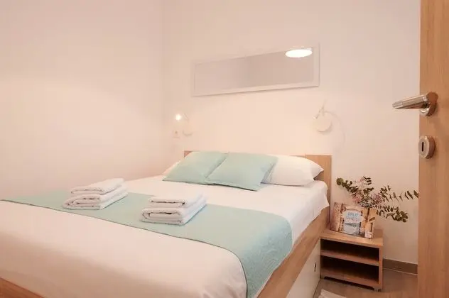 Apart Daire (Two Bedroom Apartment with Terrace an)