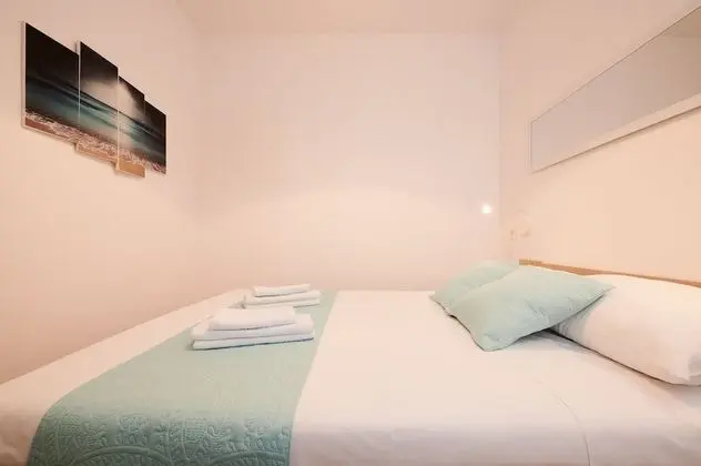 Apart Daire (Two Bedroom Apartment with Terrace an)