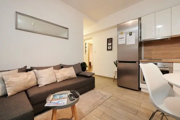 Apart Daire (Two Bedroom Apartment with Terrace an)