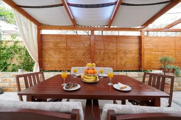 Apart Daire (Two Bedroom Apartment with Terrace an)