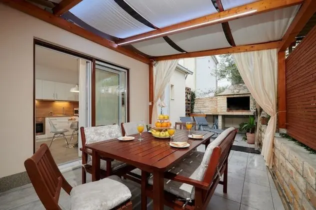 Apart Daire (Two Bedroom Apartment with Terrace an)