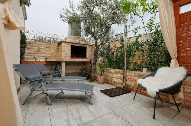 Apart Daire (Two Bedroom Apartment with Terrace an)