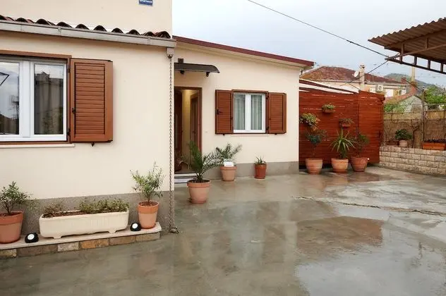 Apart Daire (Two Bedroom Apartment with Terrace an)