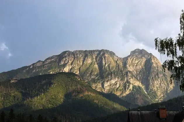 Apart Daire, 1 Yatak Odası, Mutfak, Dağ Yamacı