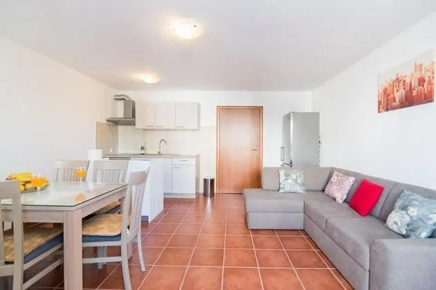 Apart Daire (Two Bedroom Apartment with Balcony)