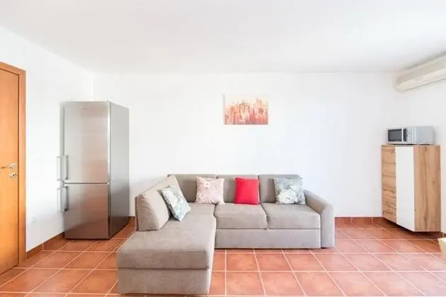 Apart Daire (Two Bedroom Apartment with Balcony)