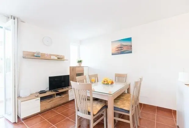 Apart Daire (Two Bedroom Apartment with Balcony)