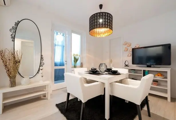 Apart Daire (One Bedroom Apartment with Sea View)