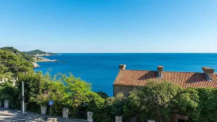 Apart Daire (One Bedroom Apartment with Sea View)