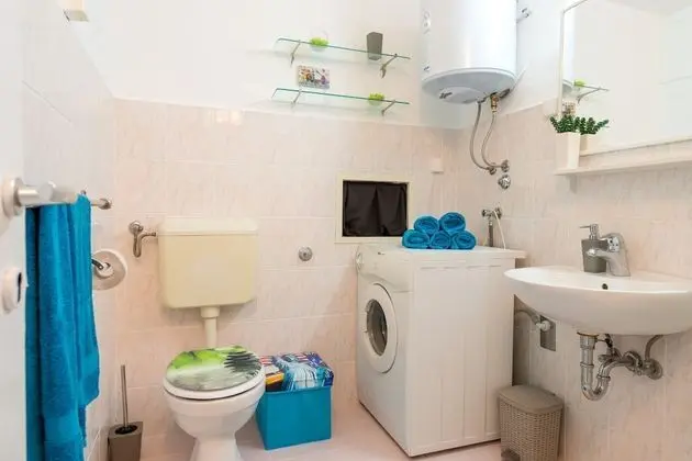 Apart Daire (One Bedroom Apartment with Sea View)