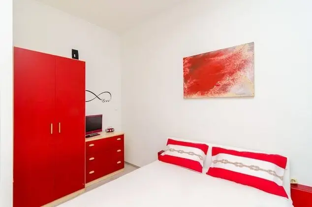 Stüdyo (Comfort Studio Apartment with Terrace)
