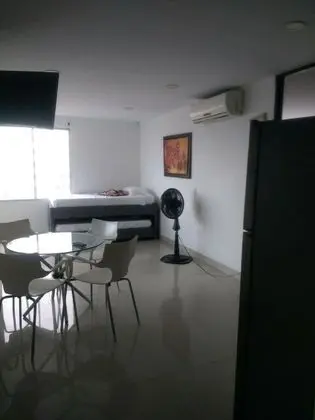 Stüdyo, Sigara İçilebilir, Balkon